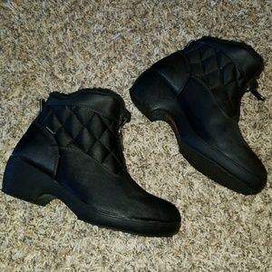 Weatherproof boots